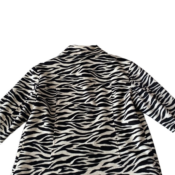 Bernardo collection animal print jacket‎ size medium. - Picture 12 of 16